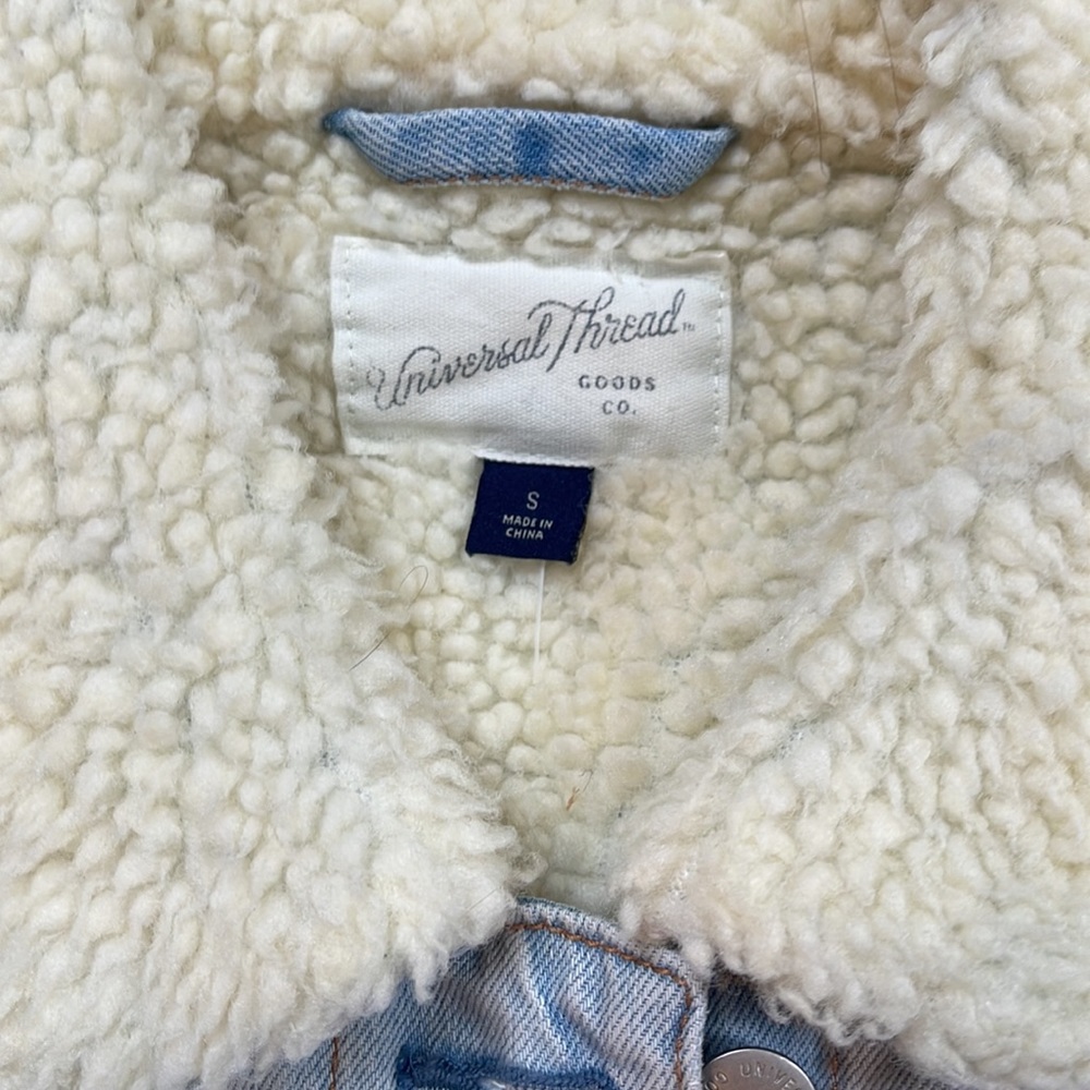 Universal threads Sherpa lined denim jacket - Picture 2 of 2